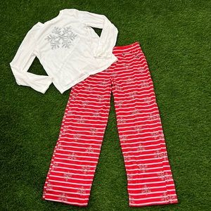 Jammie’s for your Families Snowflake Pajama Set